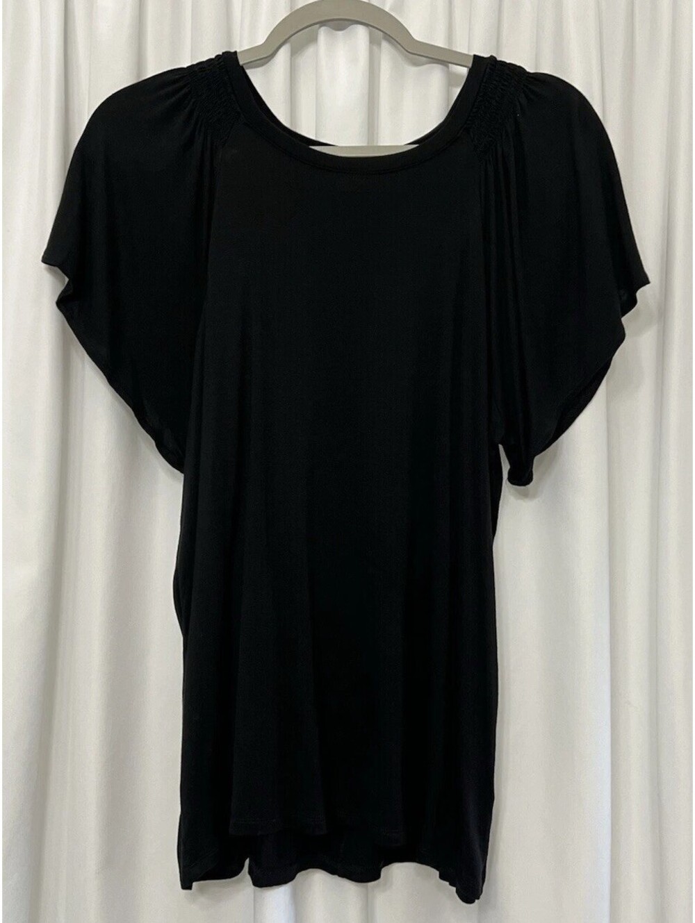 Maurices Black Liquid Knit Stretch Short Sleeve Round Neck Shirt Large